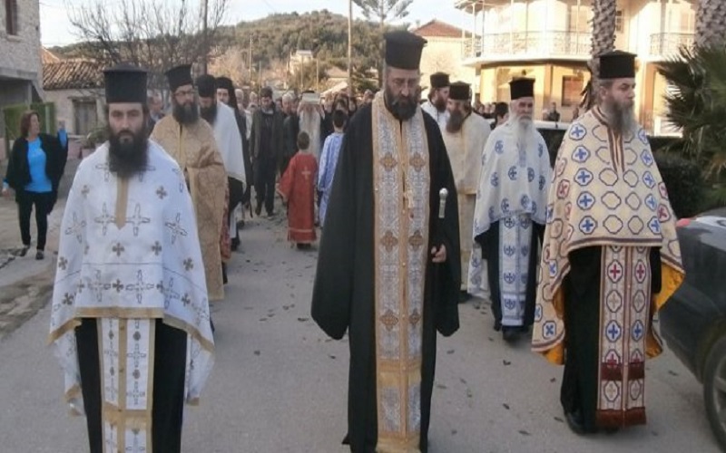 Ιερό Λείψανο, Άγιος Νικόλος Αρχιεπίσκοπος Μύρων, Ιερός Ναός Αγίου Νικολάου Αστακού